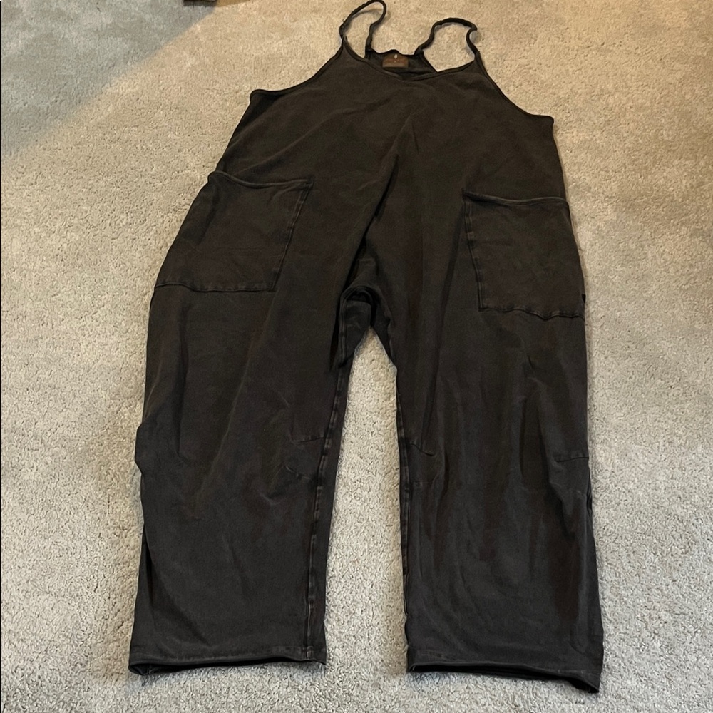 Free people hot shot onesie. Size medium, color washed black